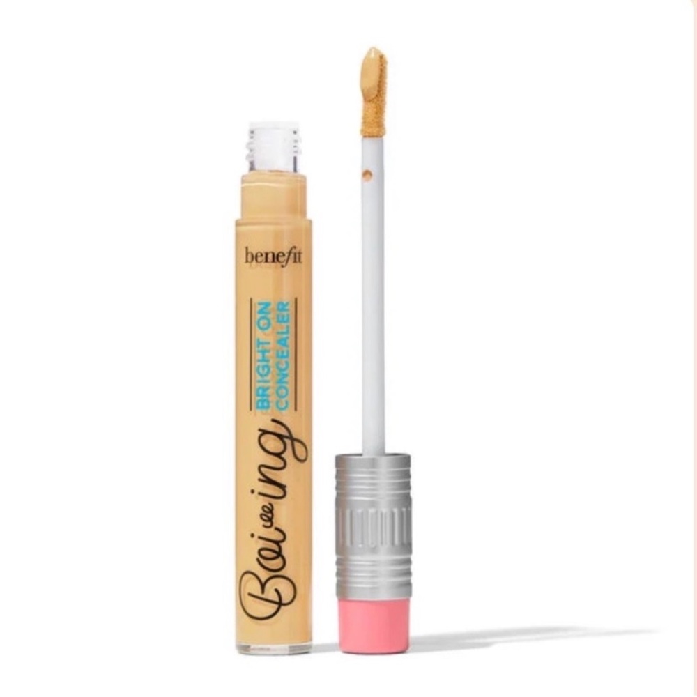 Benefit Cosmetics Boi-ing Bright On Concealer in Cantaloupe NEW